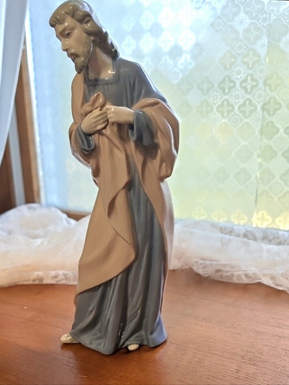 NAO by Lladro Joseph porcelain figurine (Model #0306) from their Nativity